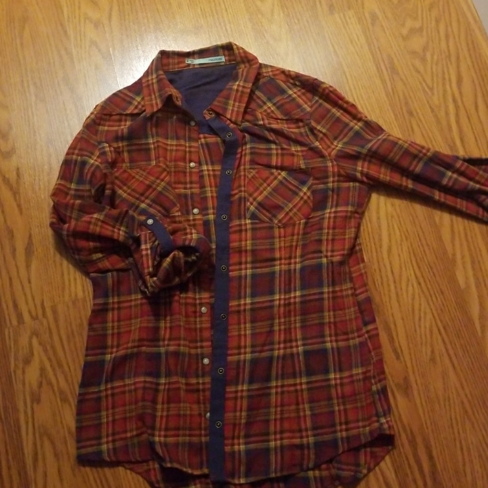 Maurices plaid shirt